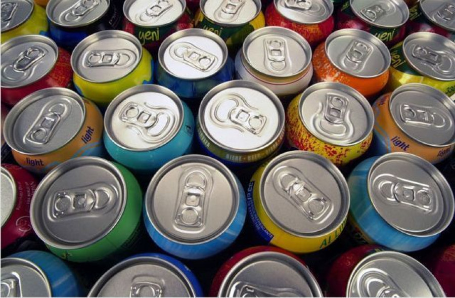 La categoría de refrescos representa más de la mitad de todo el llenado de latas de bebidas en Europa.