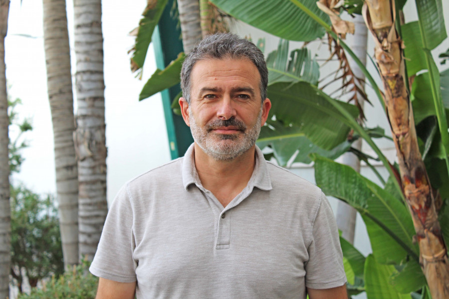 Carlos Olmos cuenta con una amplia experiencia en el sector hortofructícola.
