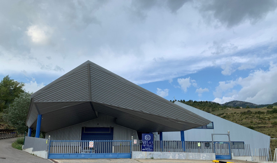Vilas del Turbón usa energía eléctrica renovable, cuenta con iluminación LED y aislamientos térmicos, para evitar pérdidas de calor.