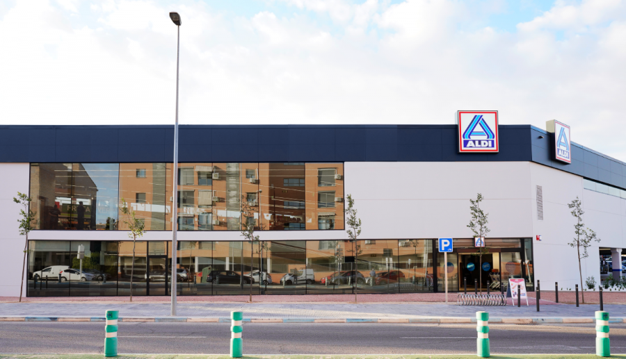El nuevo Aldi está equipado con iluminación LED y domótica.