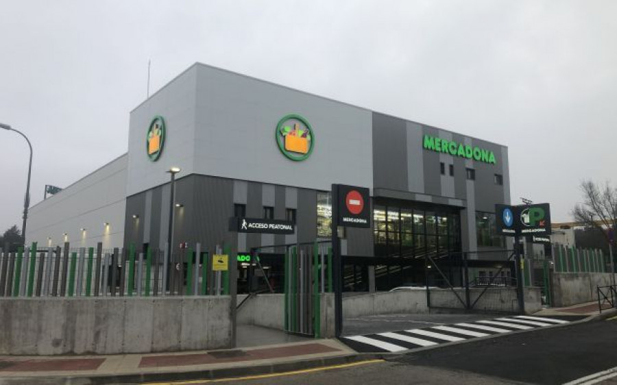 La compañía continuará siendo el arrendatario de los locales tras la venta.