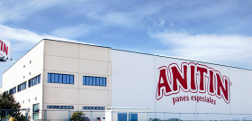 Ha invertido 11 millones de euros en esta fábrica de Carlet (Valencia).