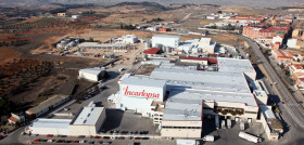Incarlopsa, empresa familiar de capital 100% español con más de 40 años de historia, tiene sede en Tarancón (Cuenca) y 10 centros productivos en Castilla-La Mancha, Castilla-León, Andalucía y la
