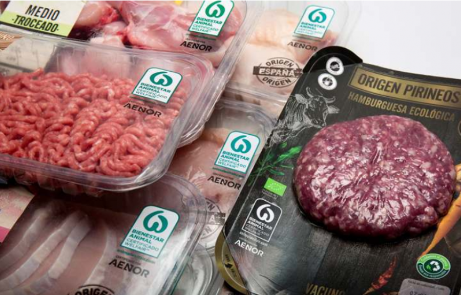 Las primeras en conseguirlo fueron sus carnes de pollo, conejo y carne BIO.