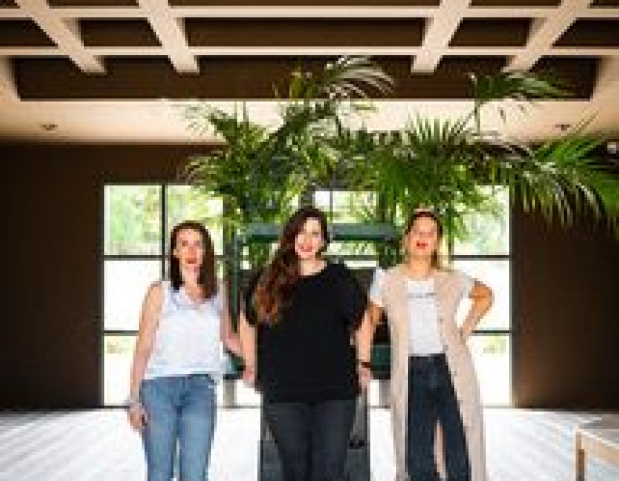 Lola Hernández de Vegetalmente, Julia Varela de Kraut Food Studio y Paula González de The Vegan Agency. / ©The Vegan Agency Thomas Jacob Bedwin