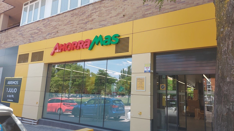 Supermercado Ahorramás en Las Rosas (Madrid).