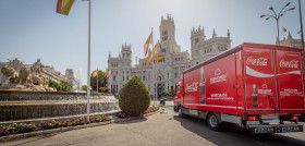 Coca-Cola y su cadena de valor aportaron 5.860 millones de euros de valor añadido a la economía española, el 0,5% del PIB, y generaron 96.500 empleos (directos e indirectos) en España, el 0,4% de 
