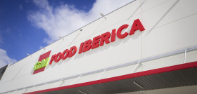 GM Food gestiona 70 centros cash&carry y actúa como distribuidor mayorista para unos 800 supermercados bajo las enseñas Suma, Proxim y Spar y unos 2.500 puntos de venta adicionales.