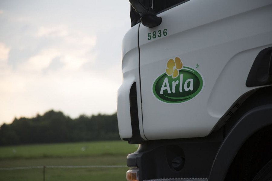 Este compromiso de la empresa con la sostenibilidad se refuerza en cada eslabón de su cadena de producción, desde las granjas, el transporte hasta el packaging.