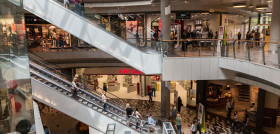 La confianza de los consumidores aumenta en marzo por segundo mes consecutivo, marcando un nuevo máximo desde el inicio de la pandemia.