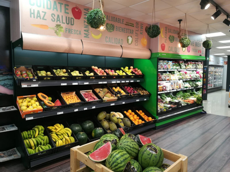GM Food cuenta con 70 GMcash-Gros Mercat, 6 plataformas logísticas, 815 supermercados franquiciados Suma, Proxim y Spar, además de 20 gasolineras GMOil.