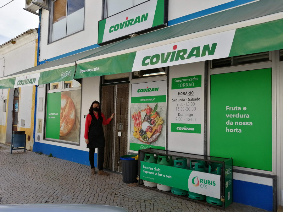 El modelo se adapta a las premisas de proximidad, adaptación a las necesidades de los clientes y a las condiciones de sostenibilidad de la compañía.