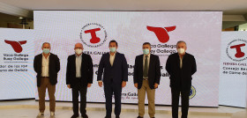 José Luis Cabarcos Corral, director de la Axencia Galega de Calidad Alimentaria, presidió el acto en el que participaron directivos del Consejo Regulador y representantes del sector.