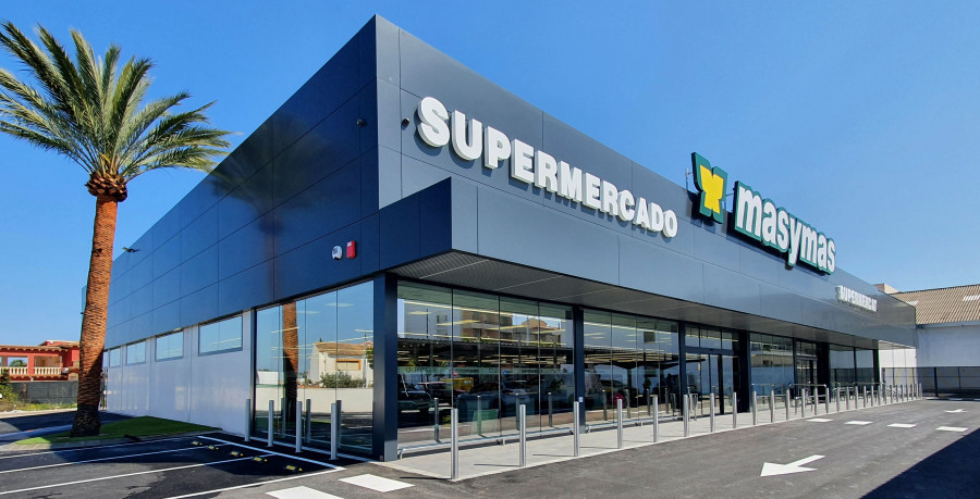El nuevo supermercado sustituye al que ya tenía en la población.