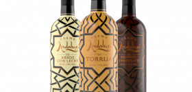 El nuevo licor de torrija se ha elaborado dentro de una nueva gama de cremas dulces de Destilerías Andalusí, que se completa con las Crema de Arroz con Leche y Crema de Brownie.
