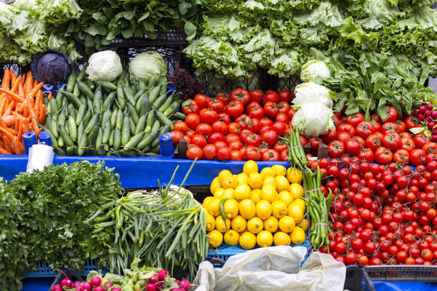 El mayor aumento en el valor de estos productos se ha manifestado en las categorías de fruta, verdura y hortalizas (13,7%).