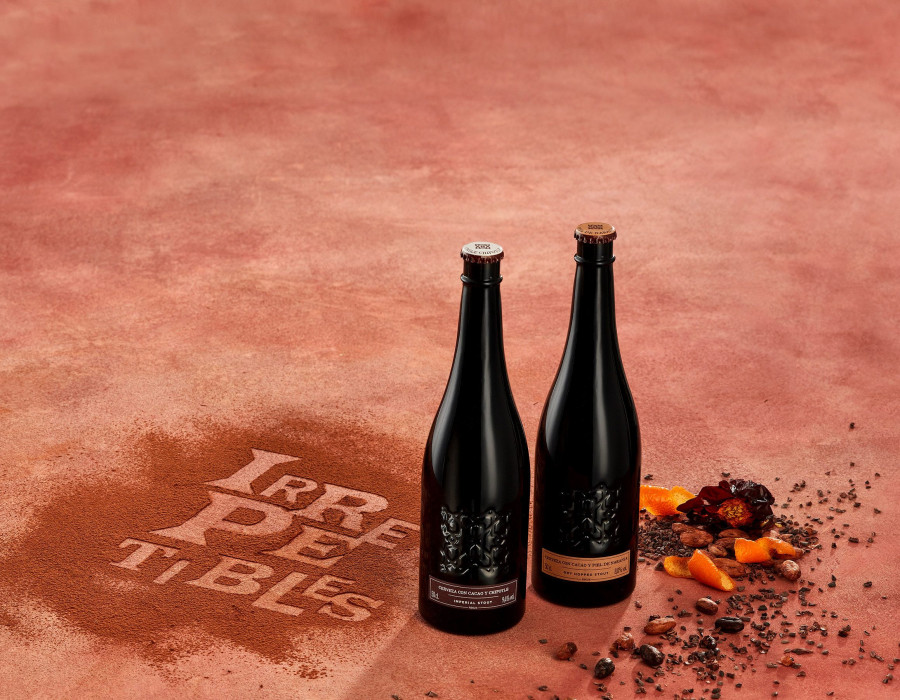 Cacao y chile chipotle y Cacao y piel de naranja, componen la nueva serie de Numeradas de Cervezas Alhambra.