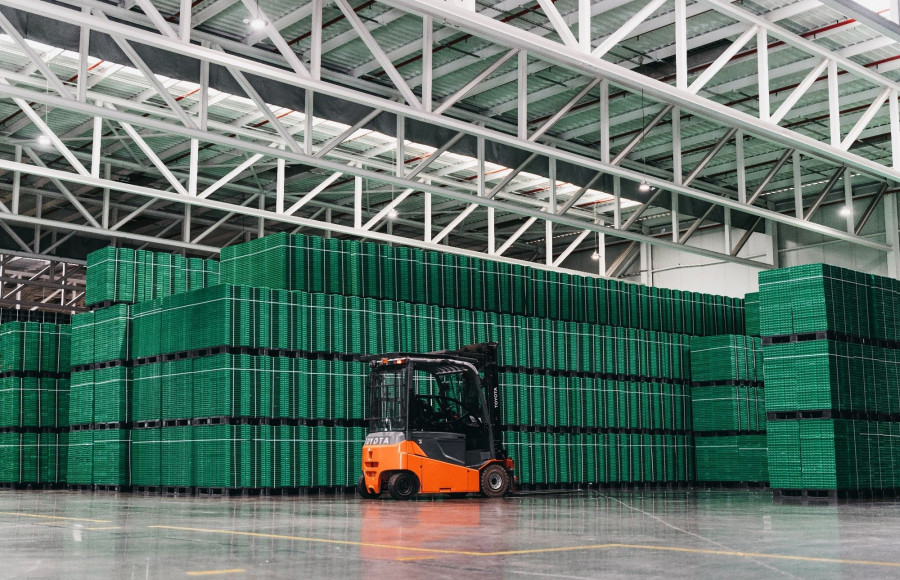 Una de las 13 plataformas sostenibles de las que dispone Logifruit en España, que suman más de 200.000 metros cuadrados en instalaciones con maquinaria de última generación.