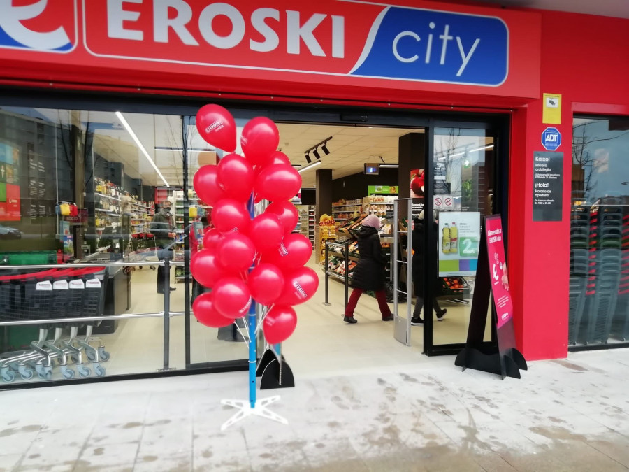 El nuevo supermercado está situado en el número 31 de la avenida Naciones Unidas en Vitoria-Gasteiz.