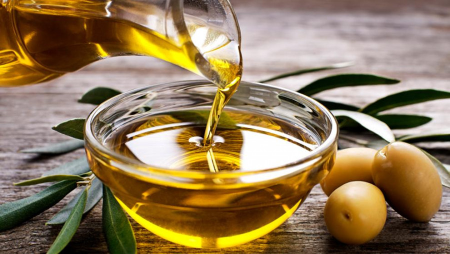 El aceite de oliva en su conjunto ha experimentado un ascenso en este 2020. En cifras esto se traduce en unas ventas de 349 millones de litros durante este año.
