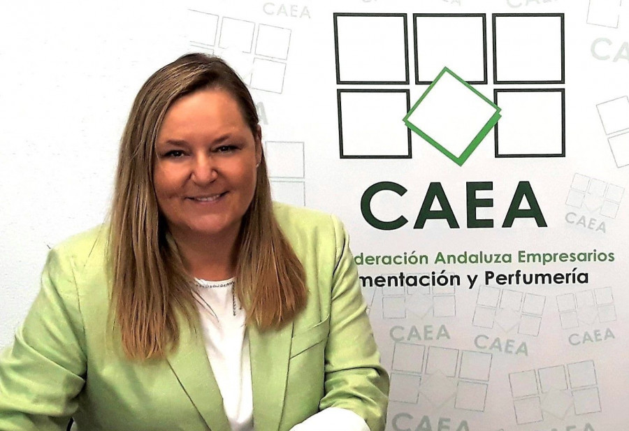Virginia González Lucena, presidenta de la Confederación Andaluza de Empresarios de Alimentación y Perfumería (CAEA).