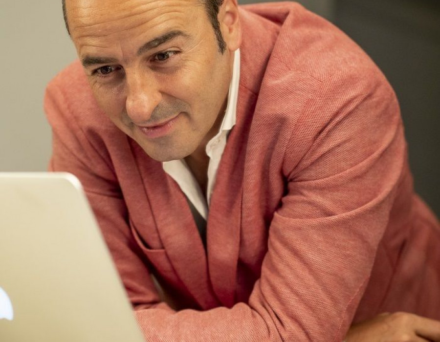 Pablo Herreros es mentor y experto en Marketing y Comunicación.