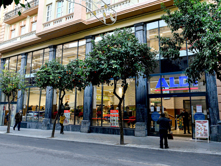 El nuevo establecimiento de Aldi está ubicado en la calle Claudio Marcelo, 19.