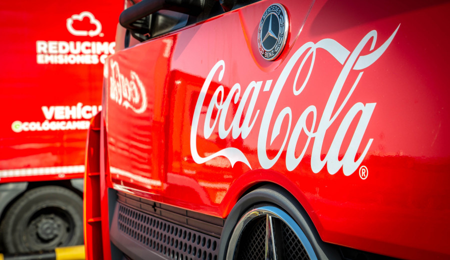 Coca-Cola European Partners reducirá las emisiones GEI en las cinco áreas de su cadena de valor: envases, ingredientes, operaciones, transporte y equipos de frío.