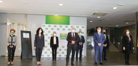 Foto grupo de la visita a Galletas Gullón.