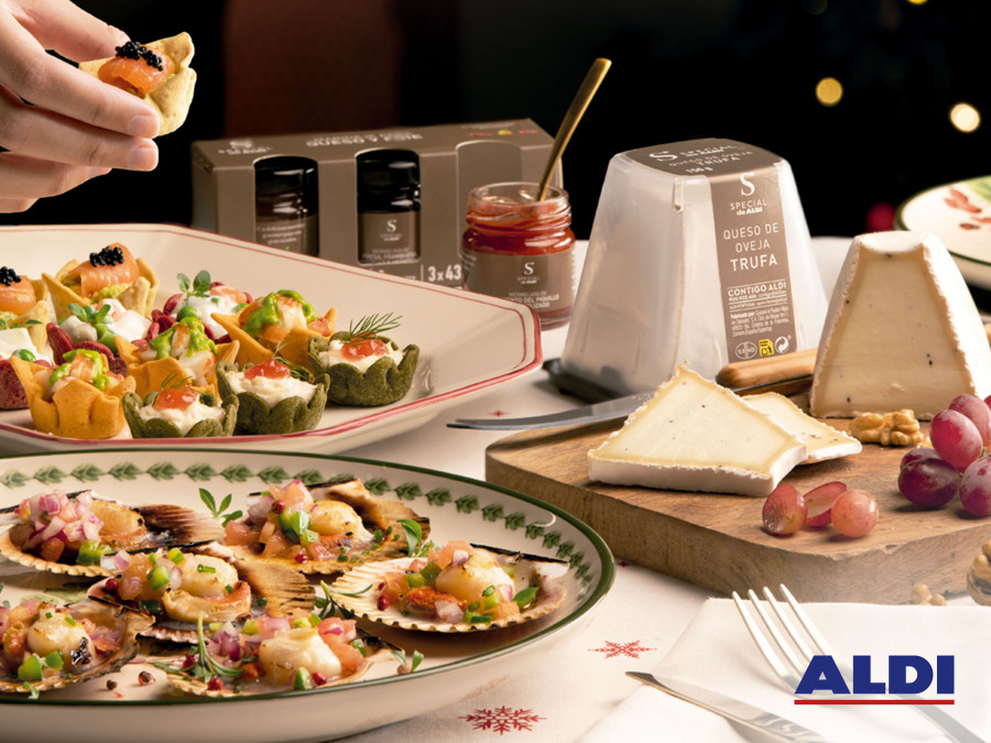 La gama Special Aldi incluye un surtido de 140 productos, que van desde marisco y pescado hasta carnes, charcutería, dulces y platos preparados.