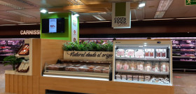 Los corners, diseñados específicamente por Costa Food Group, se han instalado en Hipercor de Cornellá y en Hipercor de Zaragoza.