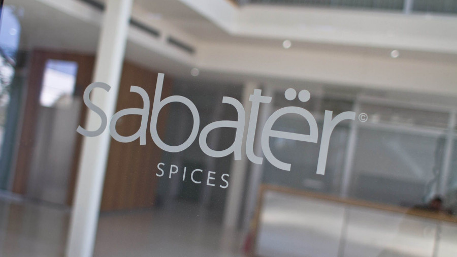Sabater Spices, con sede en Murcia y más de 100 años de historia dedicados a la producción de pimentón, especias y hierbas culinarias, exporta a los cinco continentes.