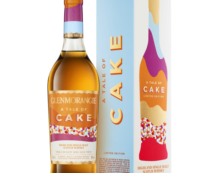 Soñando con plasmar la magia del pastel en un whisky de malta, Bill Lumsden experimentó envejeciendo este nuevo Glenmorangie en barricas de Tokaji.