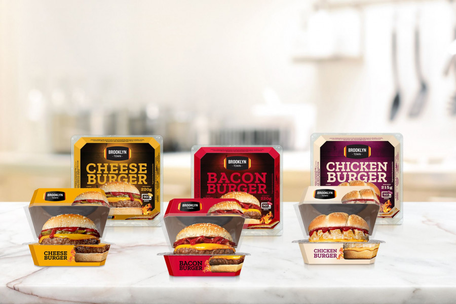 Cheese Burger, Bacon Burger y Chicken Burger son las tres primeras recetas de Brooklyn Town listas para comer.