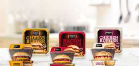 Cheese Burger, Bacon Burger y Chicken Burger son las tres primeras recetas de Brooklyn Town listas para comer.