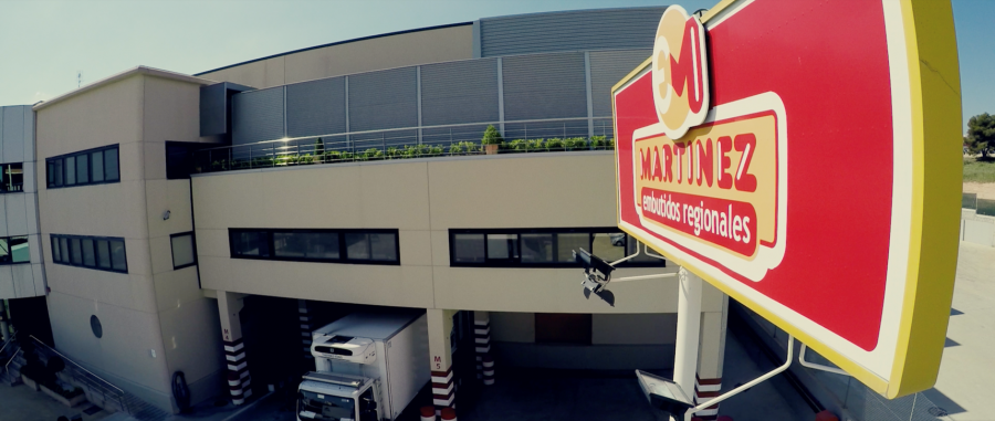 Las nuevas instalaciones estarán preparadas para la fabricación de elaborados cárnicos como carnes picadas, hamburguesas, albóndigas y otros elaborados frescos, incorporando el desarrollo de nuevo