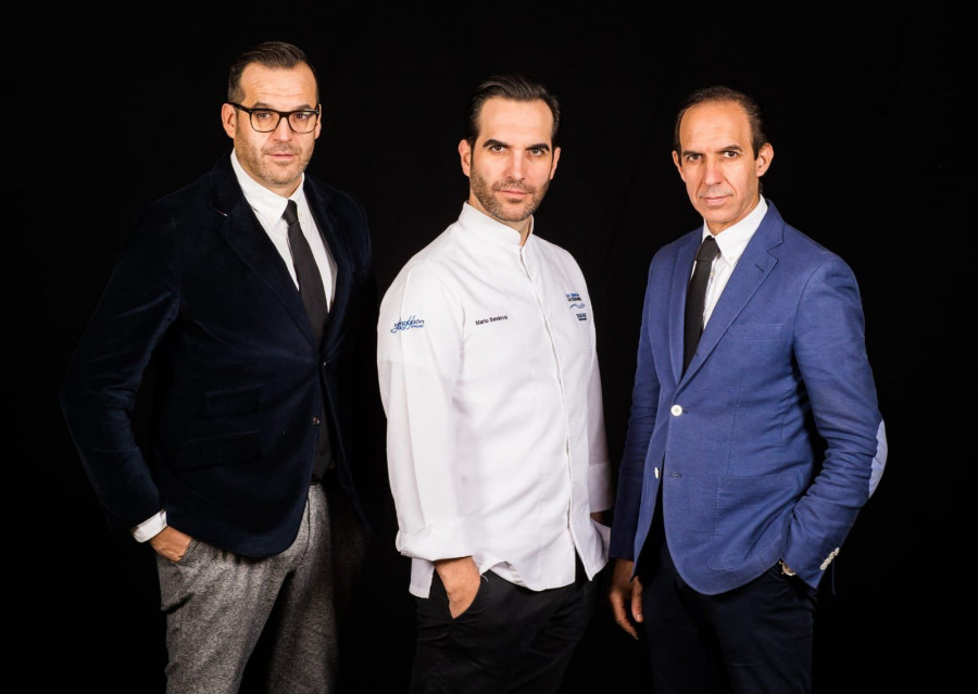 El chef Mario Sandoval y sus hermanos Rafael (sumiller) y Diego (jefe de sala), propietarios del restaurante con dos estrellas Michelin, Coque, aportarán su gran experiencia en la selección de los m