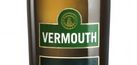 El vermouth Pando tiene una graduación de 15º y se presenta en botella de 100 centilitros.