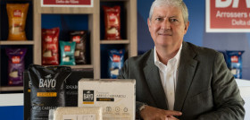 La trayectoria profesional de Santos Martínez se ha desarrollado siempre en el ámbito comercial del sector alimentario.