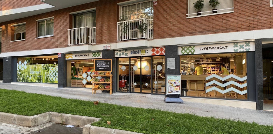 Nuevo Plusfresc de la calle Nicaragua en Barcelona.