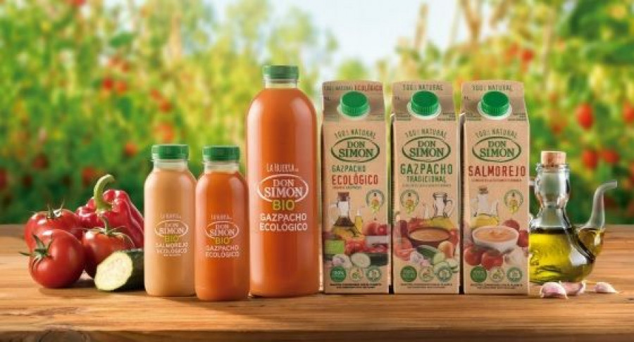 El gazpacho y el salmorejo Don Simón tienen un envase 100% reciclable, de origen vegetal y cuyo proceso de elaboración no emite CO2 a la atmósfera.