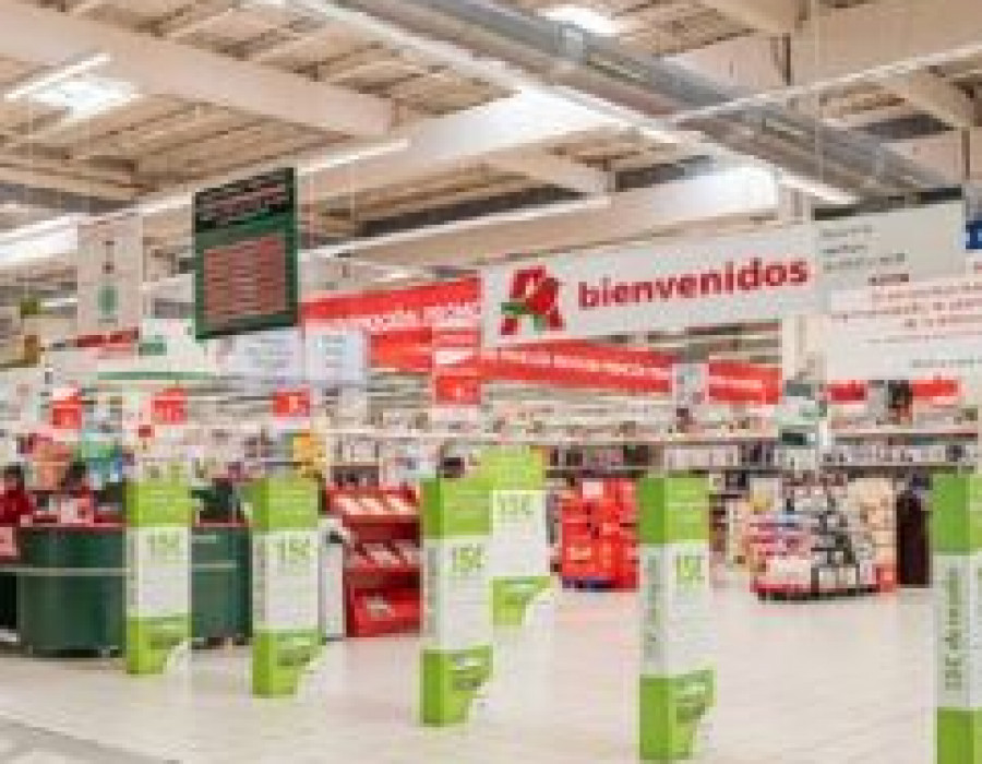 Las emisiones de CO2 han descendido un 81% en el caso de los hipermercados de la enseña, tasa que asciende a un 90% en el caso de los supermercados.