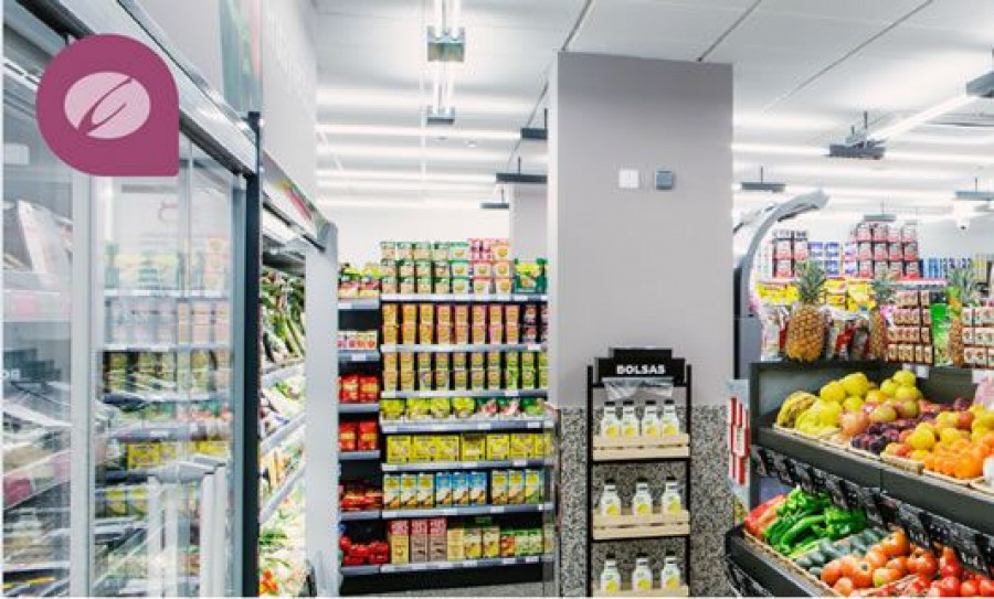 El nuevo supermercado Condis, ubicado en el número 3-5 de la calle de Bellprat de Igualada, dispone de una superficie de ventas de 260 metros cuadrados y de cinco trabajadores en su plantilla.