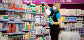 Caprabo y la AECC han trabajado para sensibilizar sobre el riesgo del cáncer de piel no solo a los clientes que compran en sus supermercados sino también a aquellos que visitan sus medios digitales,