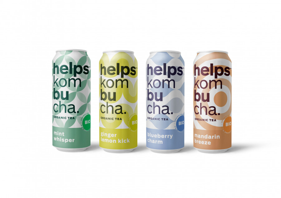 Helps Kombucha ofrece una gama de cuatro sabores, en formato de lata de 250 mililitros, que combinan azúcar de caña ecológico, té verde y té negro ecológicos con distintos aromas naturales y jug