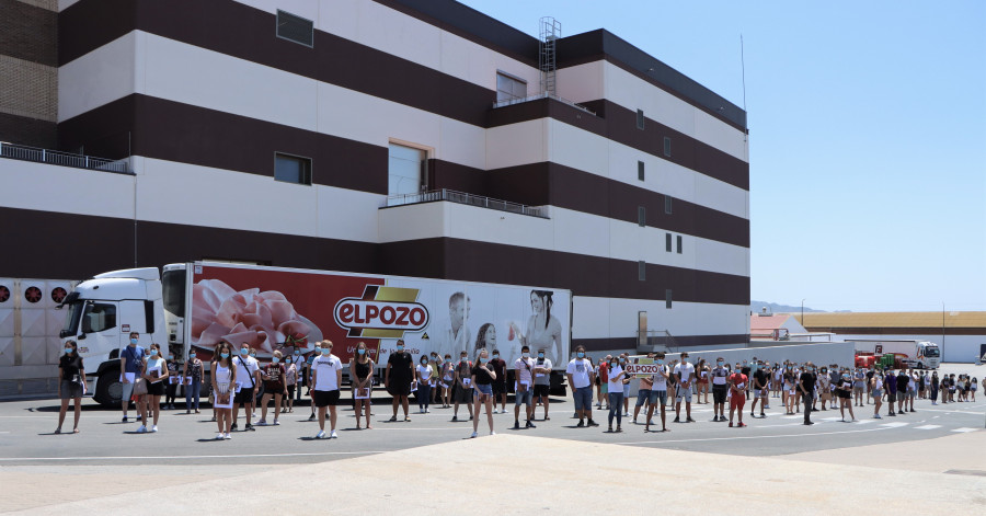 El Pozo Alimentación incorpora a 120 trabajadores en sus instalaciones de Alhama de Murcia para reforzar la plantilla.