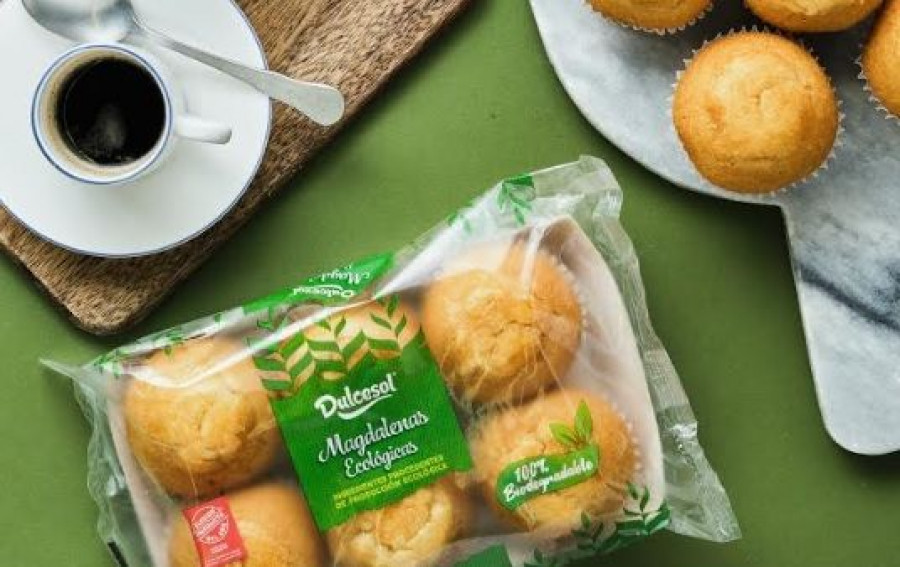 Vicky Foods lanzó el año pasado las primeras magdalenas ecológicas del mercado con envase 100% biodegradable, desde el film que las envuelve, la bandeja de cartón y las cápsulas.