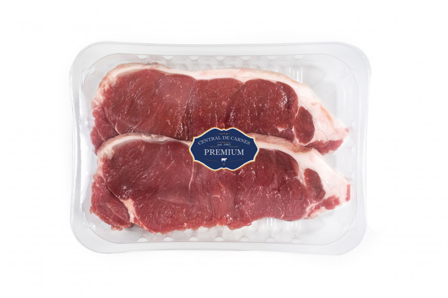 Destacan cortes como los filetes de cadera, el ossobuco y el rabo de ternera; los filetes de babilla, tapilla y aguja de añojo; el lomo de vaca y el chuletón de vaca porcionado.