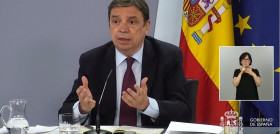 El ministro Luis Planas durante su intervención en la rueda de prensa posterior al Consejo.