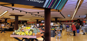 El nuevo Caprabo realiza una apuesta por los productos frescos, la salud como atributo transversal, los productos de proximidad, el ahorro personalizado a través del Club Caprabo y la innovación, co